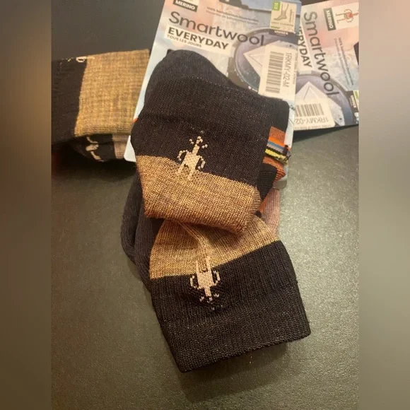 SMARTWOOL | 2 Pair Unisex Merino Wool Everyday Socks Size Medium - Picture 3 of 6